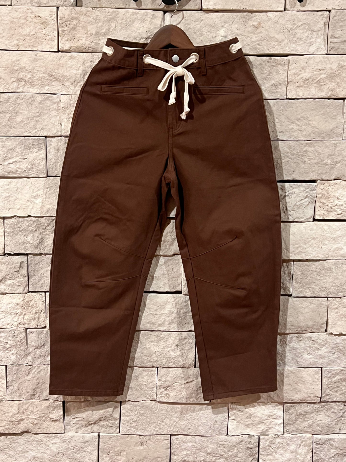 Chestnut Curve Barrel Jeans