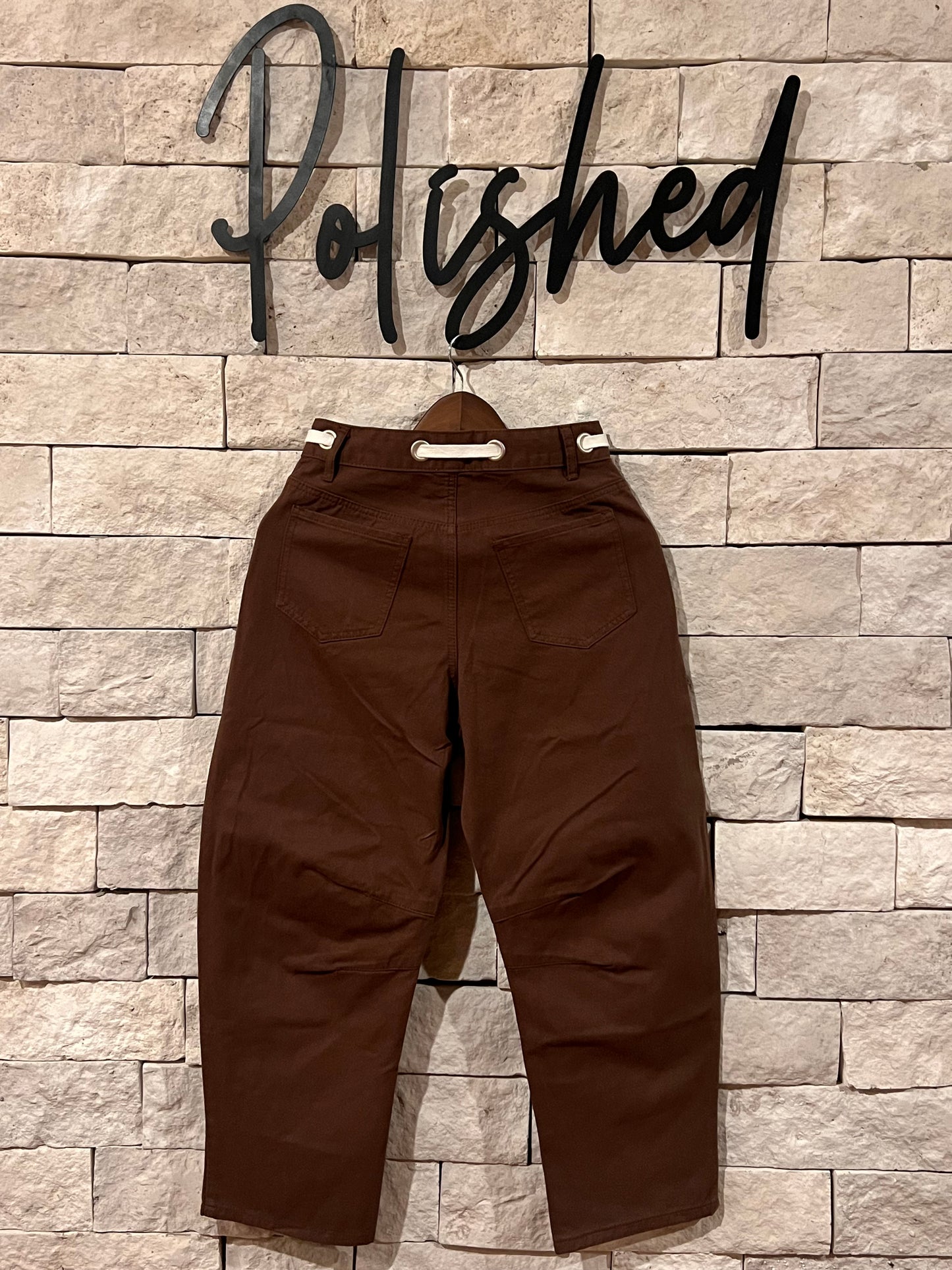 Chestnut Curve Barrel Jeans