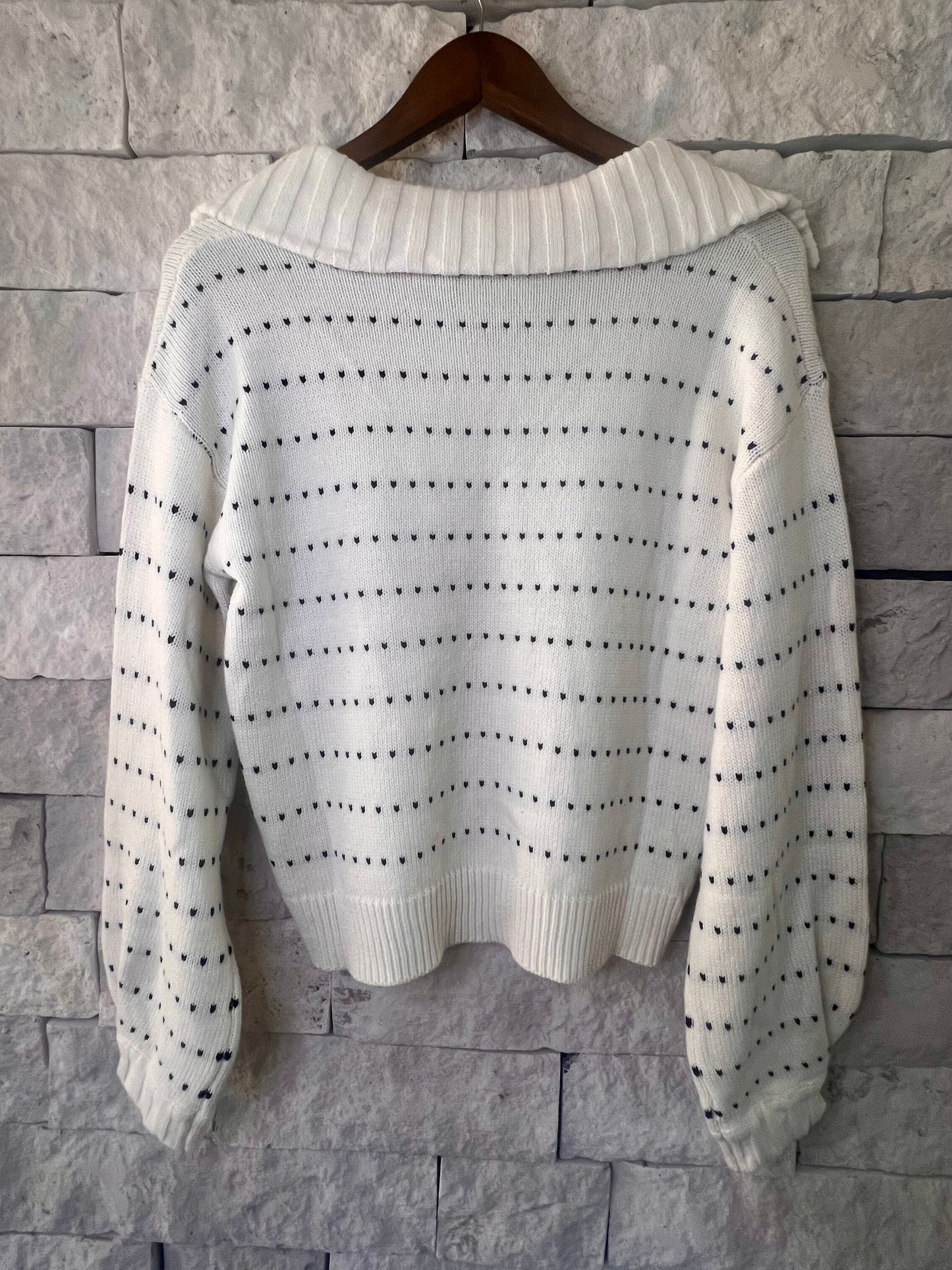 Dainty Dot sweater